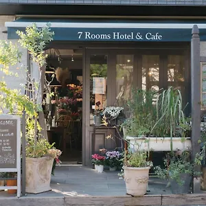 7 & Cafe طوكيو
