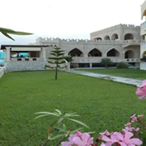 https://castle-hotel.albaniahotels.org