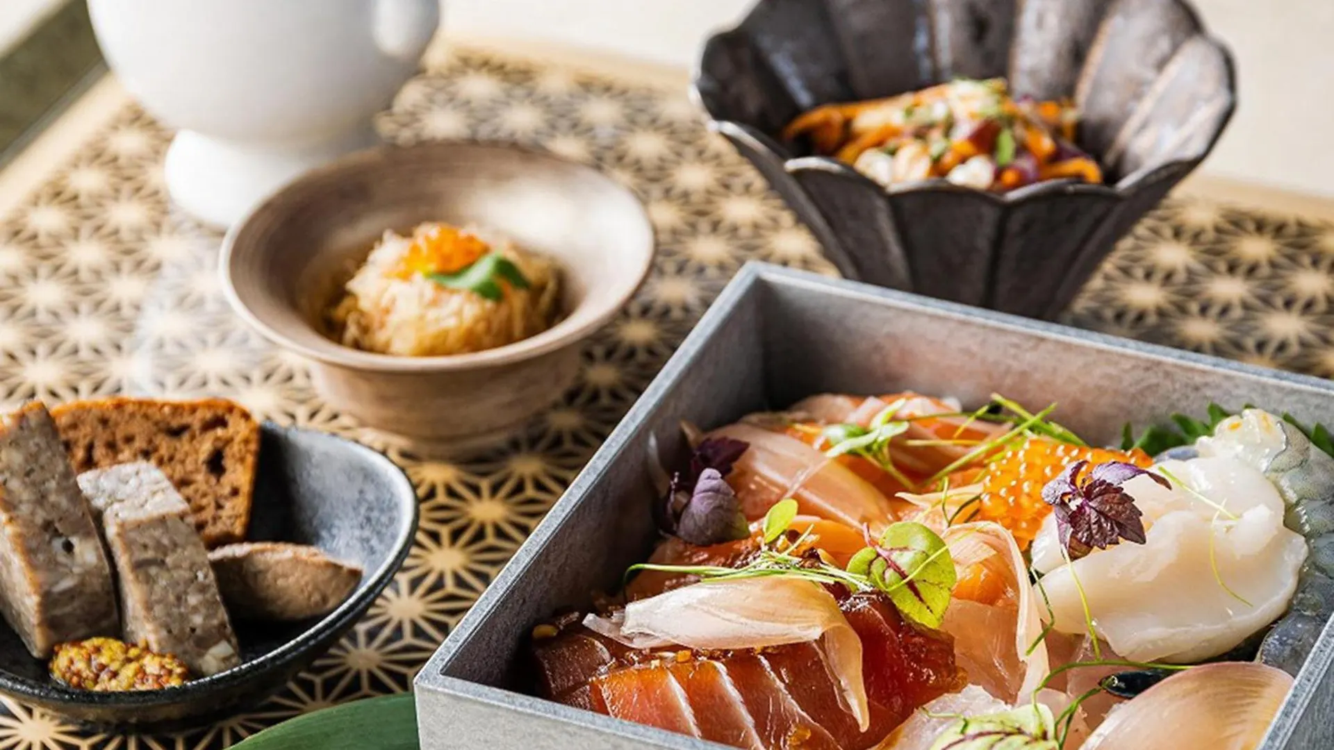 Tokyo Bay Shiomi Prince Hotel 4*,  יפן